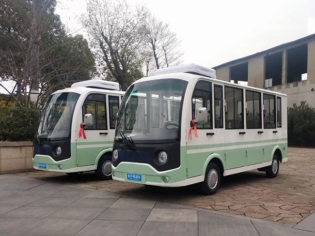 11座封閉電動觀光車 11座封閉電動觀光車