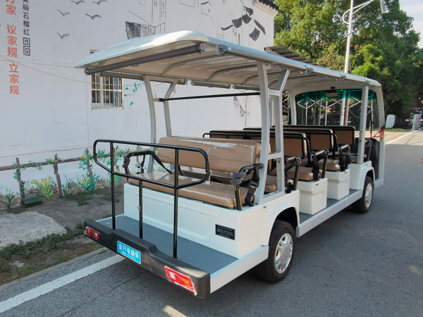 11座電動(dòng)觀光車(chē)尾部 11座電動(dòng)觀光車(chē)尾部